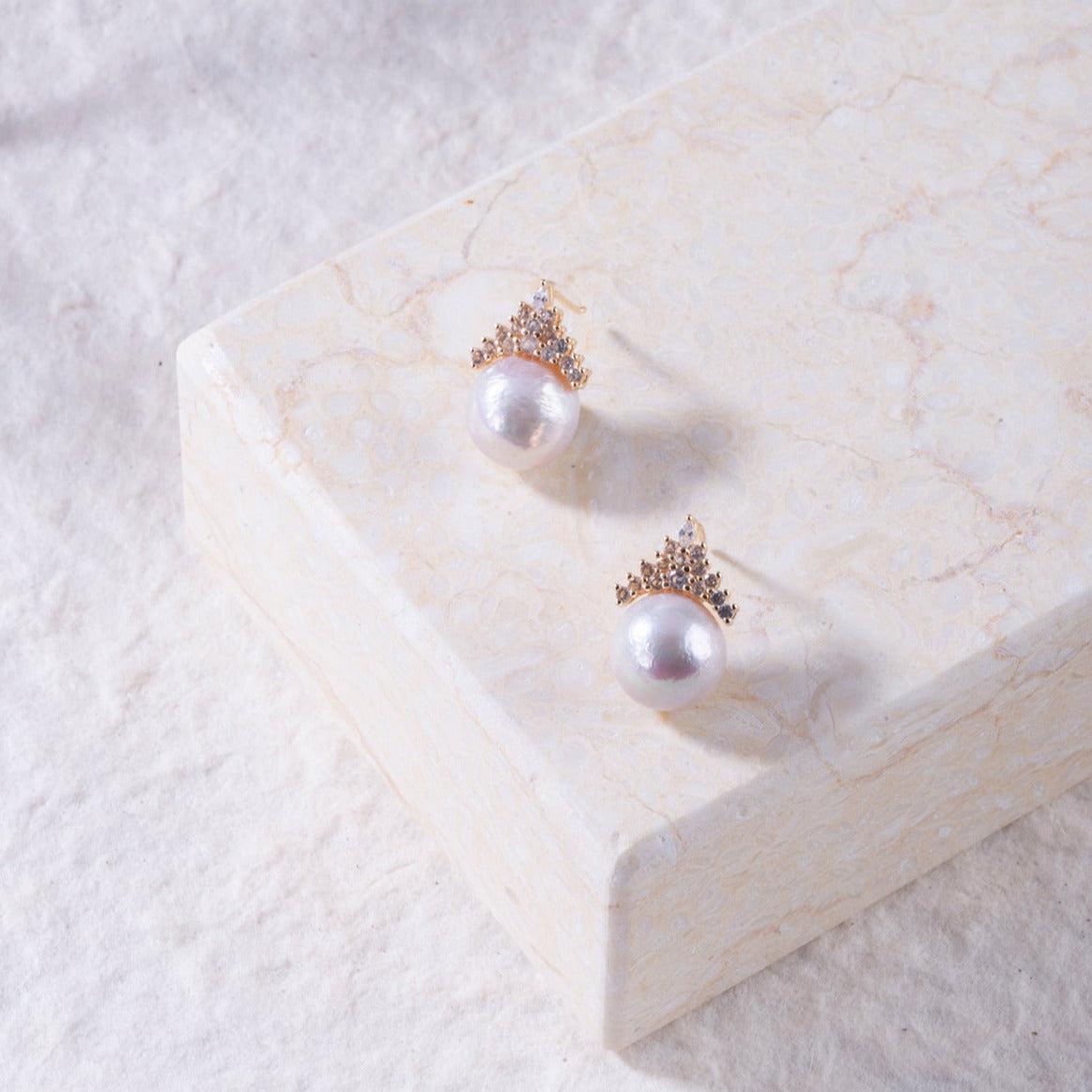 Opéra de Paris- Crown Baroque Pearl stud Earrings