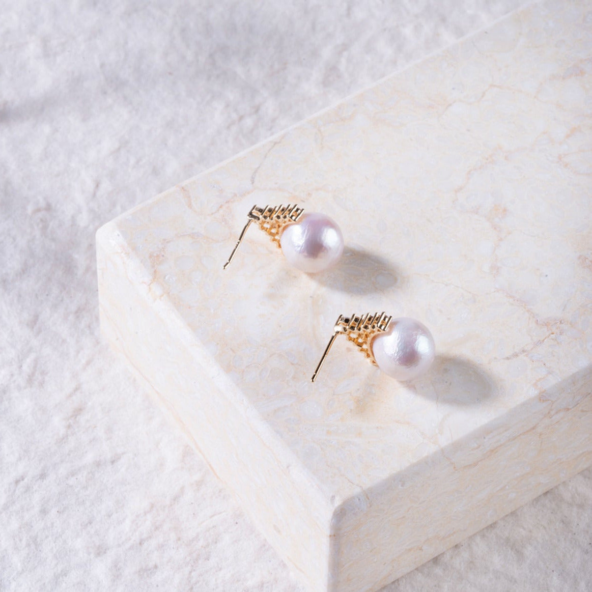 Opéra de Paris- Crown Baroque Pearl stud Earrings