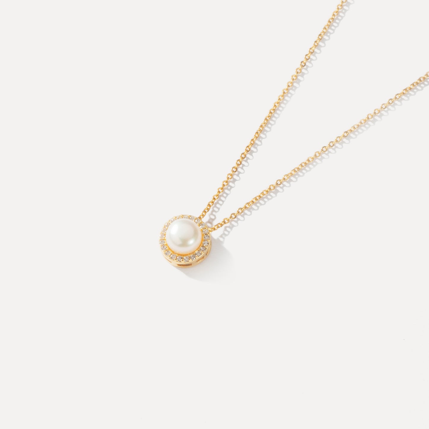 Elegance Pearl Necklace